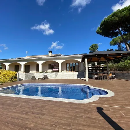 Vivalidays Kiros Villa